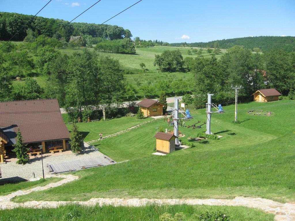 Penzion Malovany Osvetimany Bagian luar foto