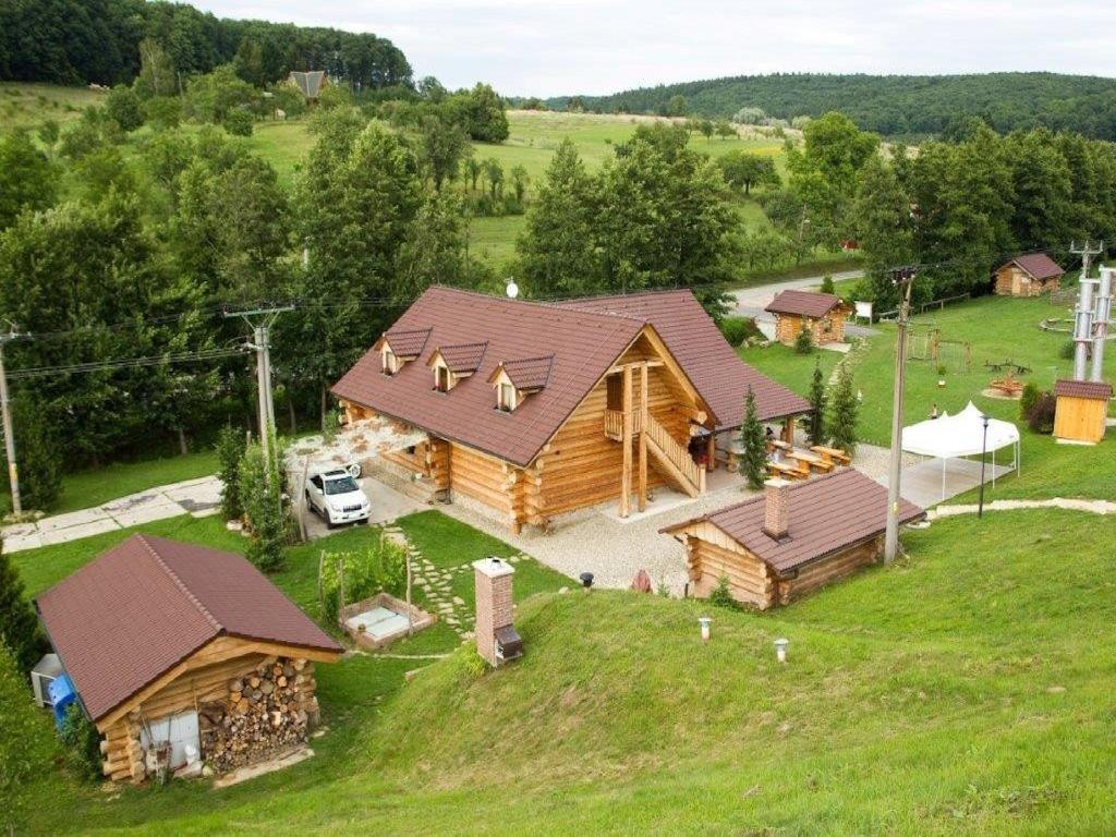 Penzion Malovany Osvetimany Bagian luar foto
